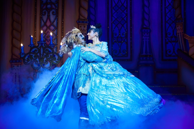 Review BEAUTY AND THE BEAST, Newbury Corn Exchange